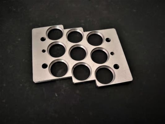 機械で造られる試験装置の精密はレーザーの切断装置の部品を分けます