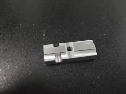 金属のハンドルCNC機械化サービス家具ハードウェア ニッケル メッキ