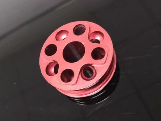 色のめっきの精密自動車部品CNCの機械化のオートバイ エンジン部品