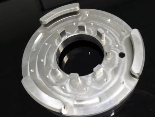 カスタマイズされたCNCの自動車部品の自動車機械化のステンレス鋼の磁石のベーン