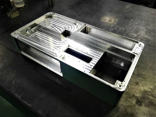 レーザー機械3のカスタマイズされた精密によって機械で造られる部品4つの5つの軸線連結部品