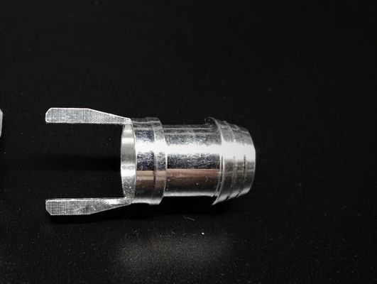 直角の同軸CNCのコネクターはSuperflexのき線ケーブルのためのさびない分けます