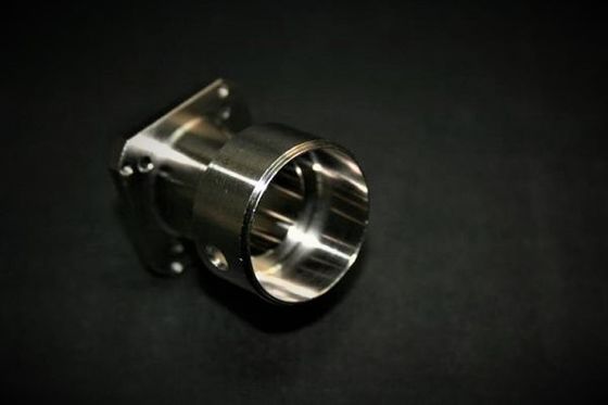 特別なサイズはCNCのコネクターの部品Superhard物質的なオイルの空気圧の部品を接合します