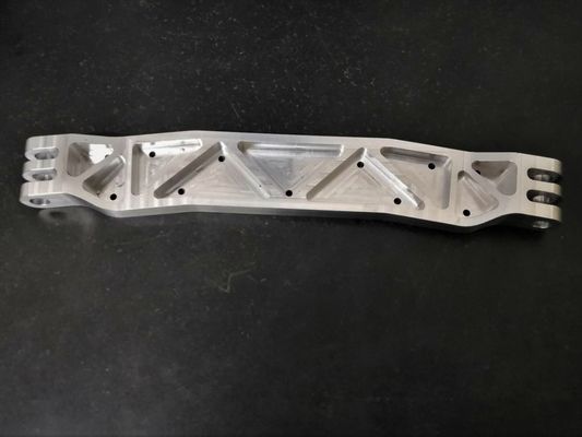 OEMのスイス人CNCの石油の機械類のために設計される製粉の部品の精密