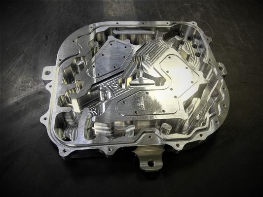 AL7075 4軸線プロトタイプCNC機械化サービス電子工学の船の付属品