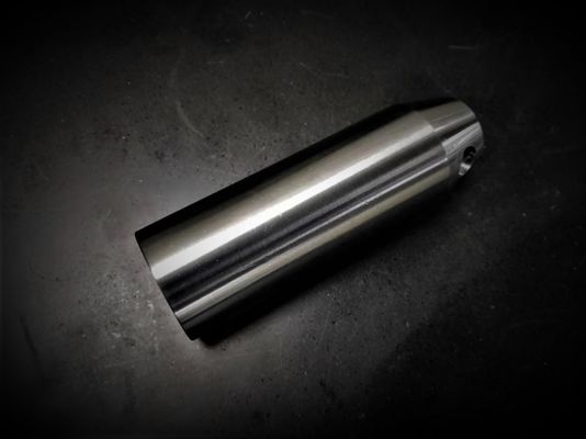 回る円錐シャフトの旋盤の精密黄銅は0.01mm - 0.05mmの許容を分けます