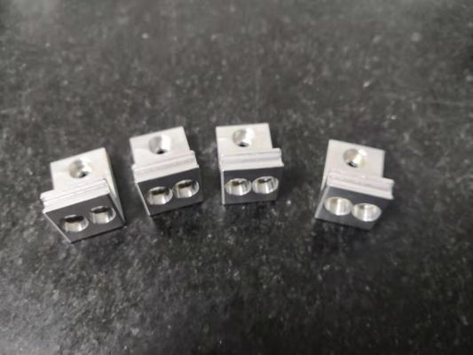 高精度CNCの製粉の部品の家具ハードウェア機械構造のアルミ合金
