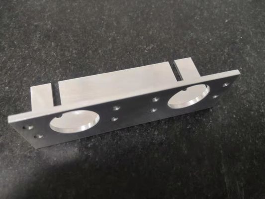 陽極酸化の航空のAerostructureの部品の砂の送風カメラ回転式ブラケット