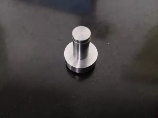 SUS304 CNCの耐久軸線の糸を置く回転部品Pinを機械で造る旋盤
