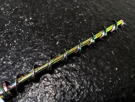 5つの軸線連結細い同心性0.03mm CNCの回転部品
