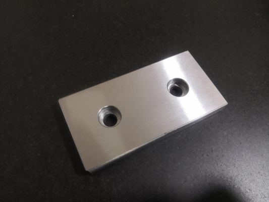 0.01-0.05mmの許容KSK-3 CNCの精密機械化の部品